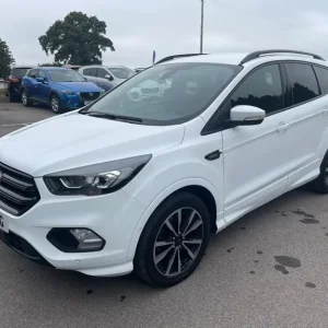 2018 Ford Kuga 2.0 TDCi ST-Line 5-door hatchback diesel manual - Image 8