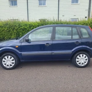 Ford Fusion 1.4 style 2008 5-speed manual - Image 2