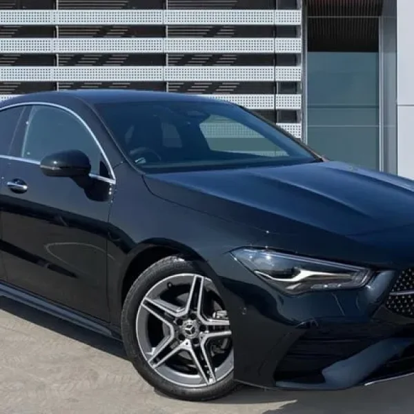 2023 Mercedes-Benz CLA 180 AMG Line