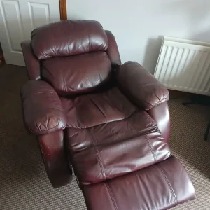 Leather electric recliner sofa chair - Image 5