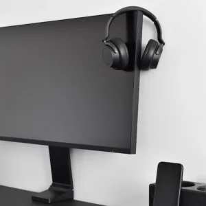 32″ Samsung Space Monitor – 4K UHD - Image 2
