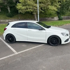 Mercedes A 200 D AMG Line Executive - Image 4