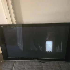 Panasonic 55-inch TV - Image 2