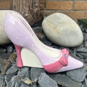 Ladies China shoe money box - Image 2