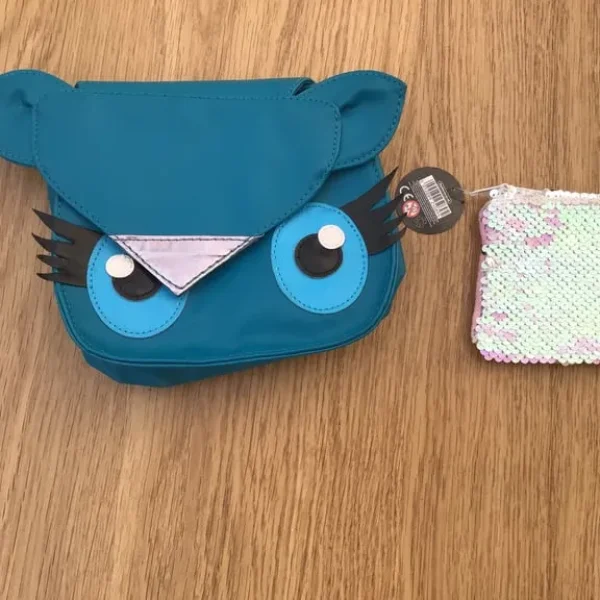 Children's Green Bag Plus Purse 🧸