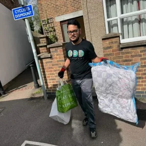 Man with van for removals and moving help - Image 5