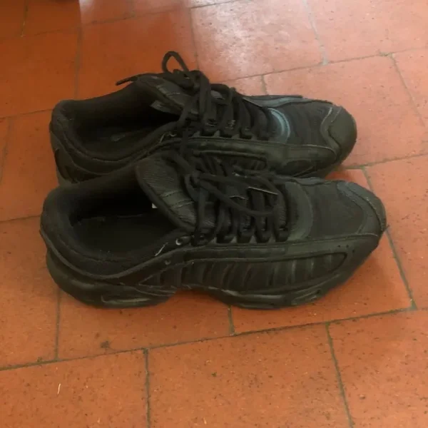 Nike Air Max size 8