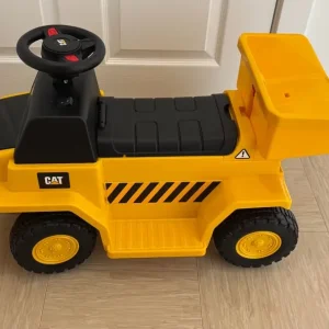 Electric toy dump truck