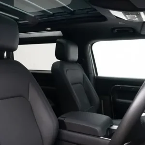 2024 Land Rover Defender 90 D250 X-Dynamic HSE Estate - Image 3