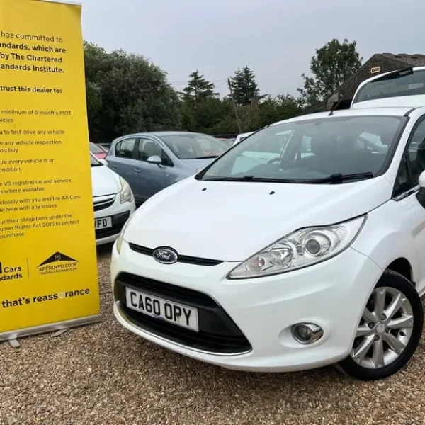 2011 Ford Fiesta 1.25 Zetec 5-door hatchback petrol manual