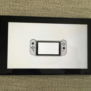 Nintendo Switch with 128GB SD card and 4 games - Image 4