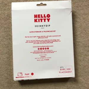 2x Squishmallows Simba & Maddie plus Hello Kitty Eye Mask and Pillowcase - Image 4