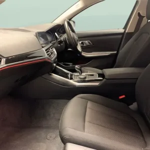 2021 BMW 3 Series 330e Plug-in Hybrid - Image 4