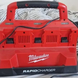 Milwaukee M18 fuel charger - Image 2