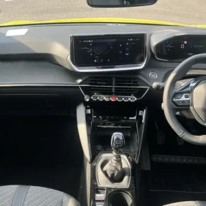 2025 Peugeot 208 1.2 PureTech Allure Hatchback - Image 4