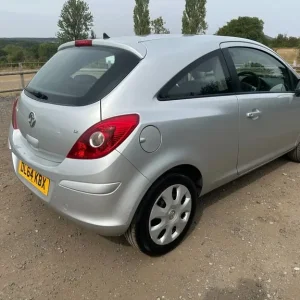 2014 Vauxhall Corsa 1.2 Design 3dr Hatchback - Image 3