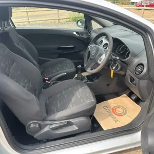 2014 Vauxhall Corsa 1.2 Design 3dr Hatchback - Image 6