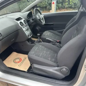 2014 Vauxhall Corsa 1.2 Design 3dr Hatchback - Image 8