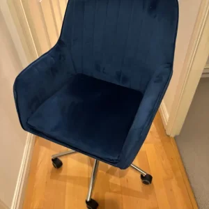 Blue velvet office chair - Image 2