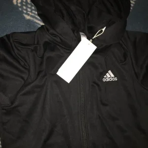 adidas tracksuit small - Image 3