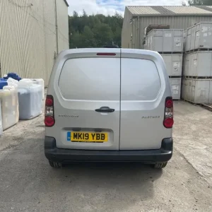 Peugeot Partner Panel Van 2019 Manual 1560cc - Image 3