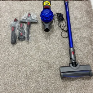 Dyson Cordless V7 - Image 2