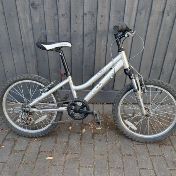 Ridgeback girls bike 16" silver with Shimano gears