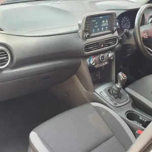 2018 Hyundai KONA 1.0T GDi Blue Drive SE 5dr Hatchback Petrol Manual - Image 7