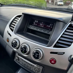Mitsubishi L200 2014 Manual 2477cc - Image 6
