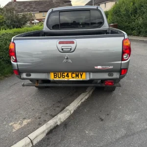 Mitsubishi L200 2014 Manual 2477cc - Image 8