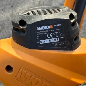 iWorx corded hedge trimmer - Image 2