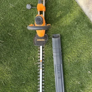 iWorx corded hedge trimmer - Image 4