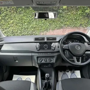 2015 Skoda Fabia SE Hatchback Manual White - Image 7