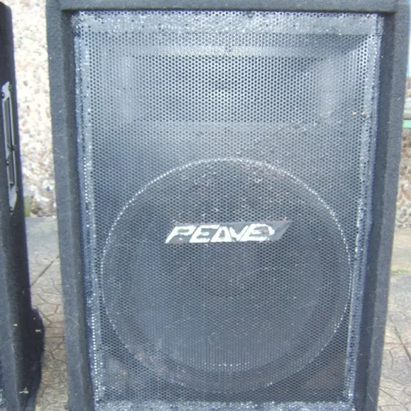 USA Peavey Hysis XTF 15-inch Black Widow Speakers