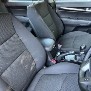 2014 Kia Sorento 2.2 CRDi KX-1 AWD Estate Diesel Manual - Image 8