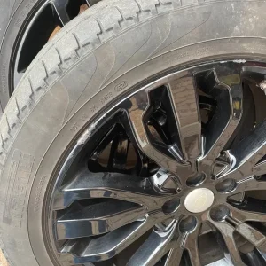 Range Rover alloy wheels - Image 3