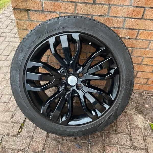 Range Rover alloy wheels