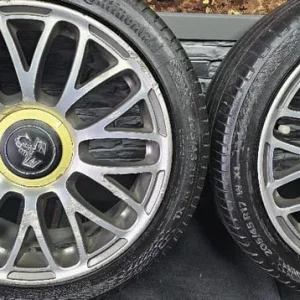Fiat 500 17-inch alloy wheels with 4 tyres - Image 4