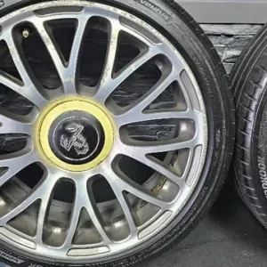 Fiat 500 17-inch alloy wheels with 4 tyres - Image 6