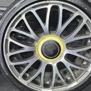 Fiat 500 17-inch alloy wheels with 4 tyres - Image 7