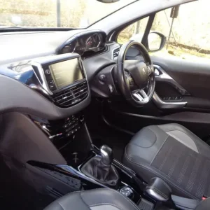 2018 Peugeot 2008 S/S Allure Hatchback Petrol Manual - Image 4