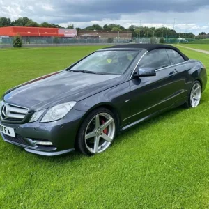 Mercedes-Benz E-Class Convertible 2012 - Image 4