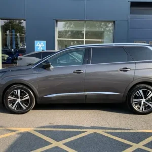 2024 Peugeot 5008 1.2 MHEV GT SUV - Image 6