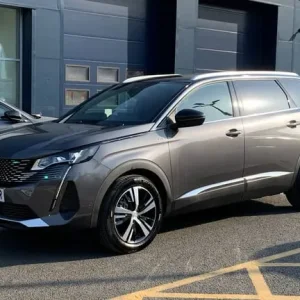 2024 Peugeot 5008 1.2 MHEV GT SUV - Image 7