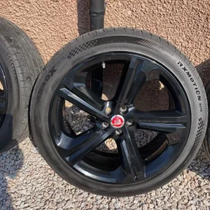 Jaguar F-Pace 20" Alloy Rims with Matching Tyres - Image 3