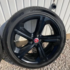 Jaguar F-Pace 20" Alloy Rims with Matching Tyres - Image 5