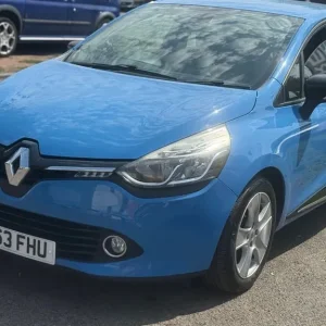 Renault Clio hatchback 2013 manual 5-door - Image 7