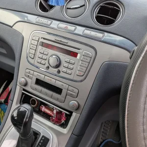 Ford S-Max MPV 2008 5-door - Image 4