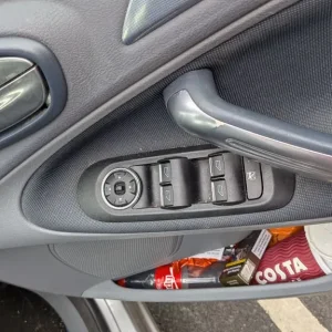 Ford S-Max MPV 2008 5-door - Image 7