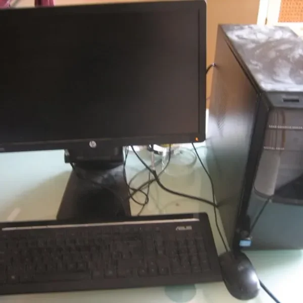 Asus PC Tower with HP Monitor